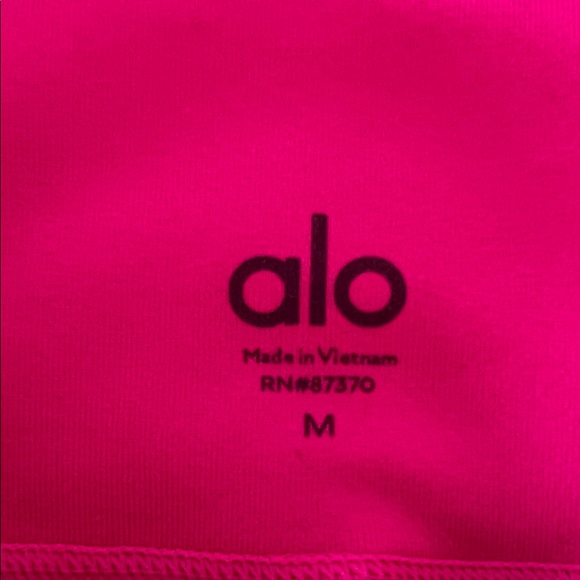 ALO Yoga Women's Bright Pink Bike Shorts - Picture 3 of 4